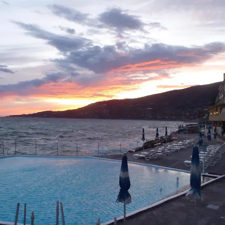 La Perla Del Capo Ospedaletti