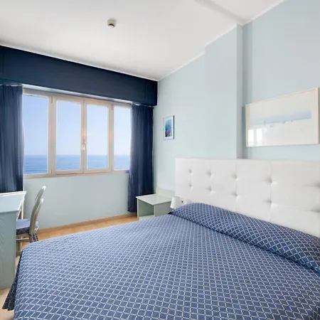 La Perla Del Capo Otel Ospedaletti