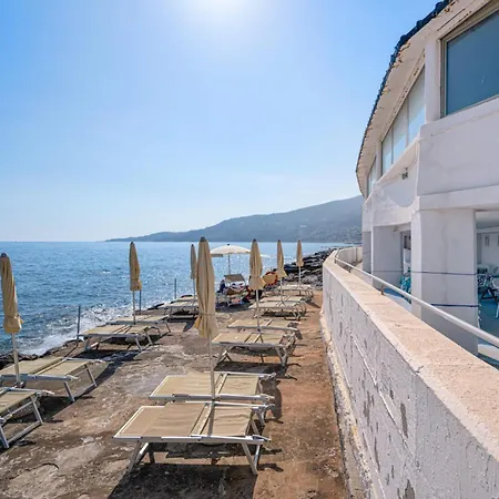 Otel La Perla Del Capo Ospedaletti